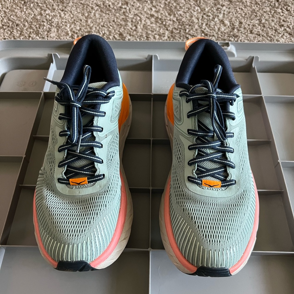 hoka one tennis shoes